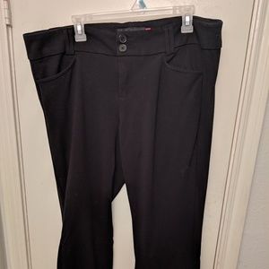 Torrid, size 20R signature ponte trouser